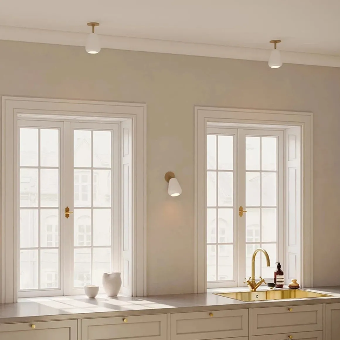 Nuura Anoli spot innfelt