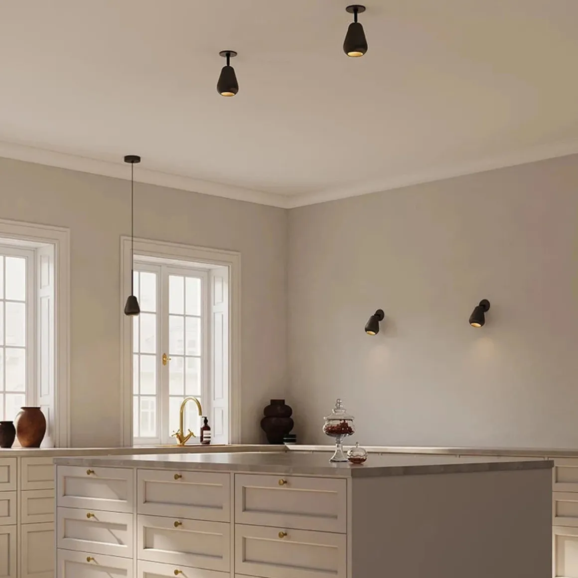 Nuura Anoli spot innfelt