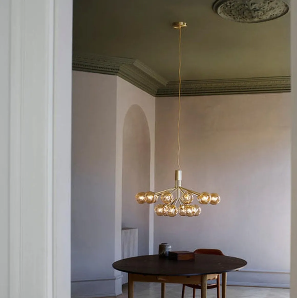 Nuura Apiales 18 messing/optic gold glass