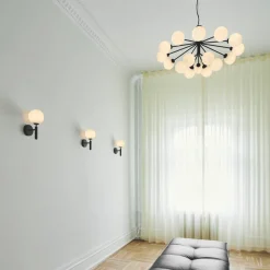 Nuura Apiales 18 satin svart/opal