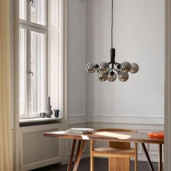 Nuura Apiales 9 svart/optic glass