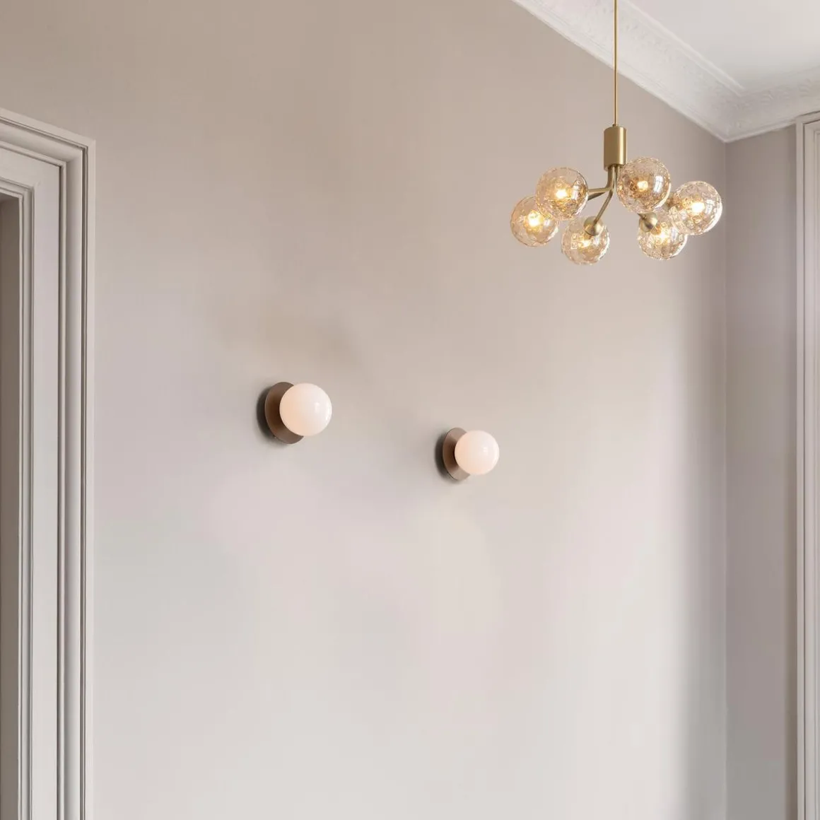 Nuura Apiales 6 taklampe messing / optic gold