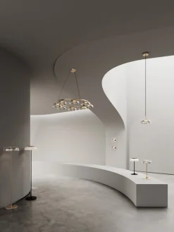 Nuura Blossi vegglampe/taklampe Klar