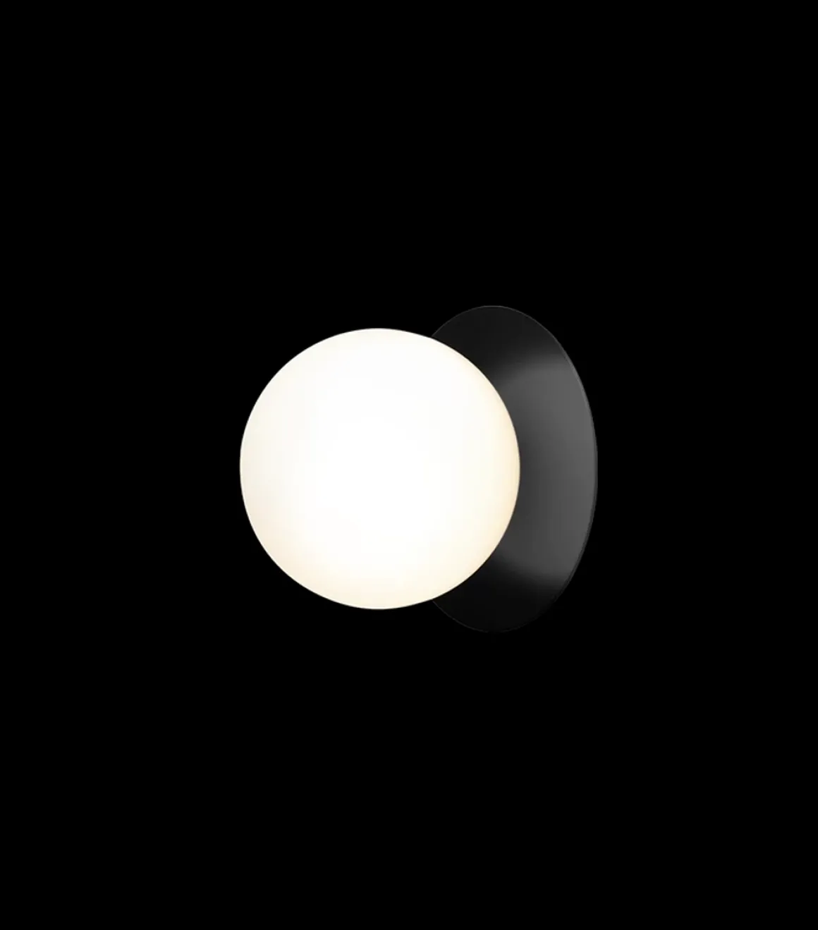 Nuura Liila 1 vegglampe/taklampe - medium - svart / opal glass