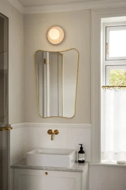 Nuura Liila Muuse vegglampe/taklampe - small - Hvit / opal