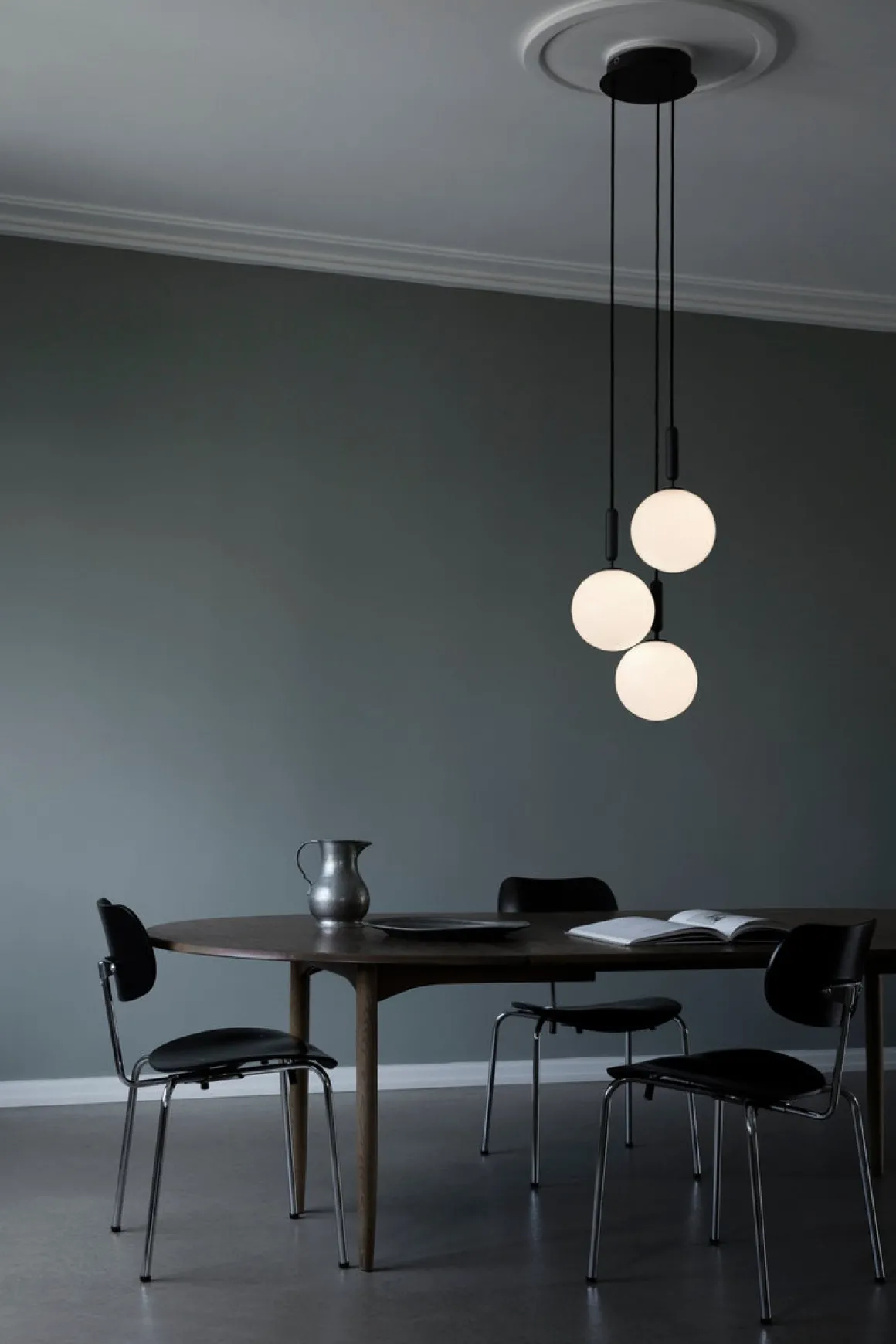 Nuura Miira 3 large svart / opal