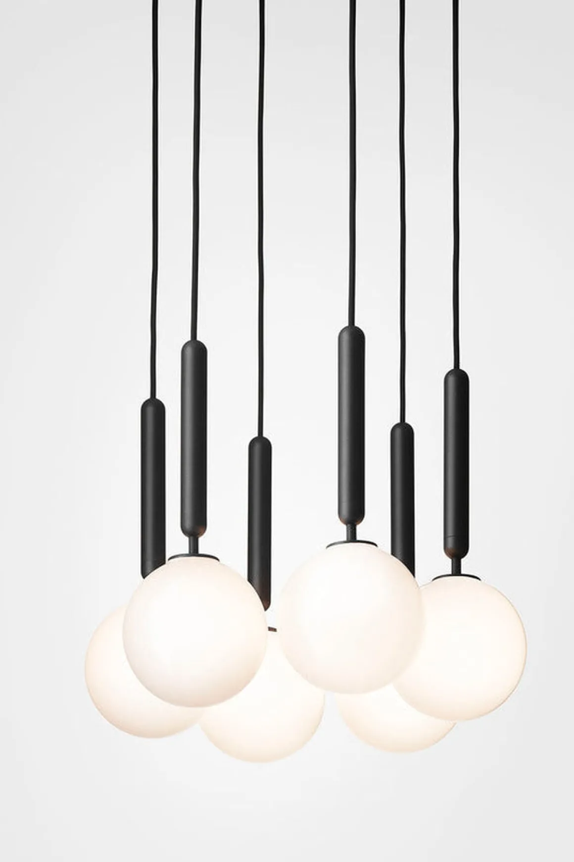 Nuura Miira 6 svart / opal