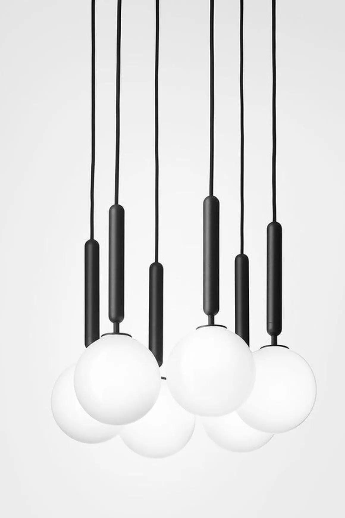 Nuura Miira 6 svart / opal