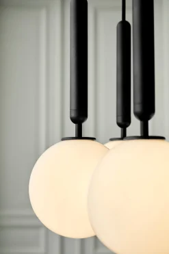 Nuura Miira 6 svart / opal