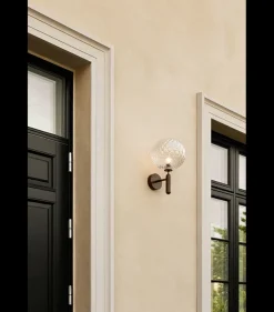 Nuura Miira utendørslampe - bronse / optikk