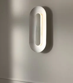 Nuura Sasi Large vegglampe - Sølv