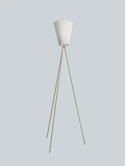 Oslo Wood gulvlampe stål med skjerm