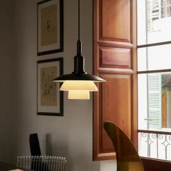 PH 3/3 aged brass opal takpendel