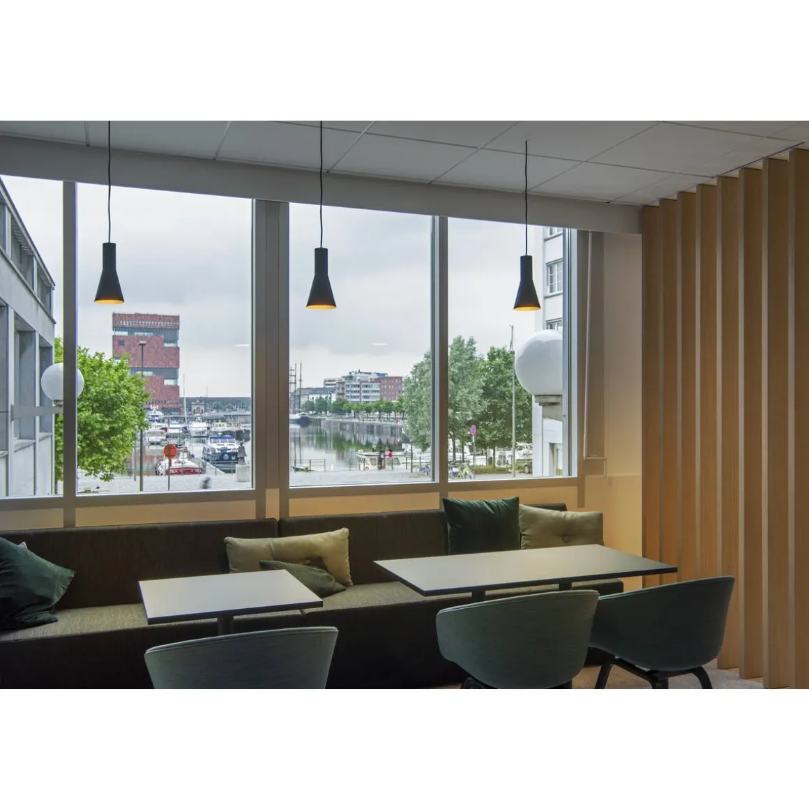 Phelia 130 takpendel