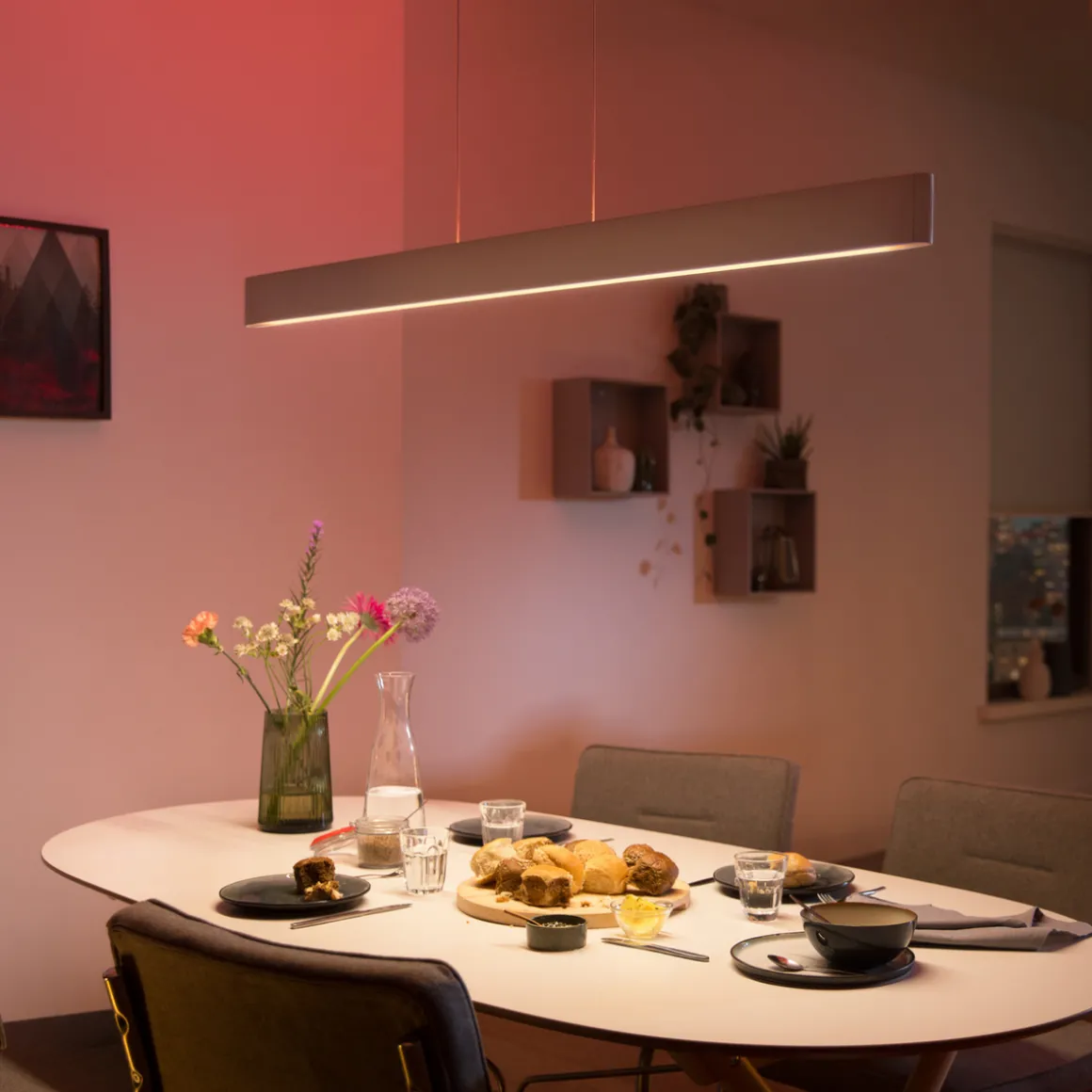 Philips Hue Ensis takpendel white and colore bluetooth