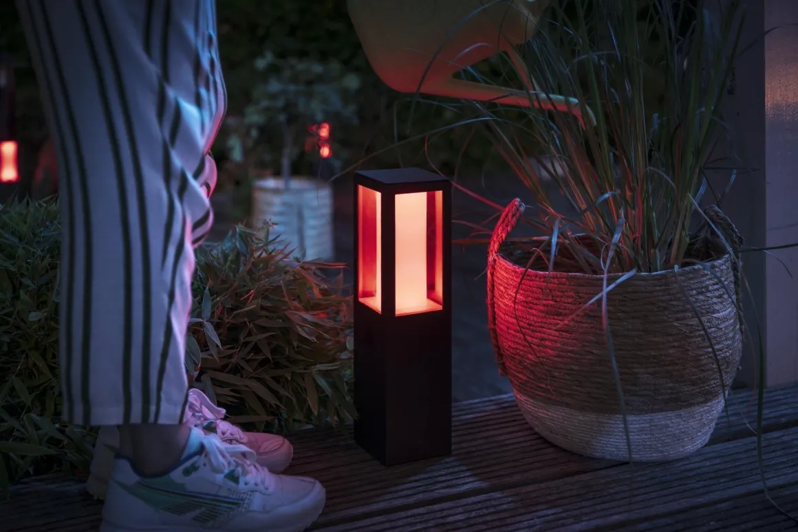 Philips Hue Impress pullert white ambiance & color luminaires