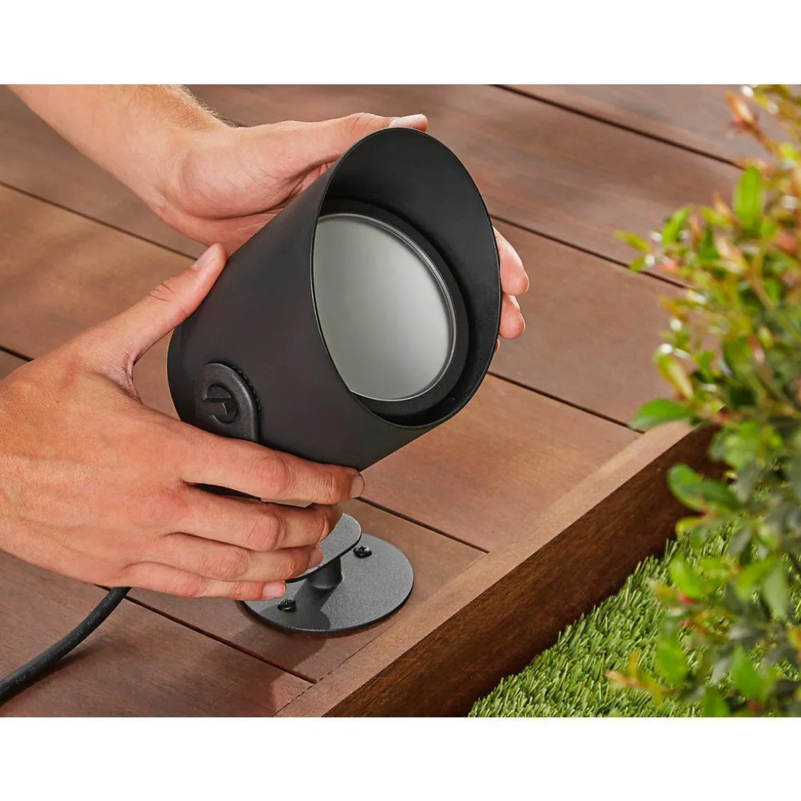 Philips Hue Lily XL utendørs spotlys white and colore ambiance - Svart