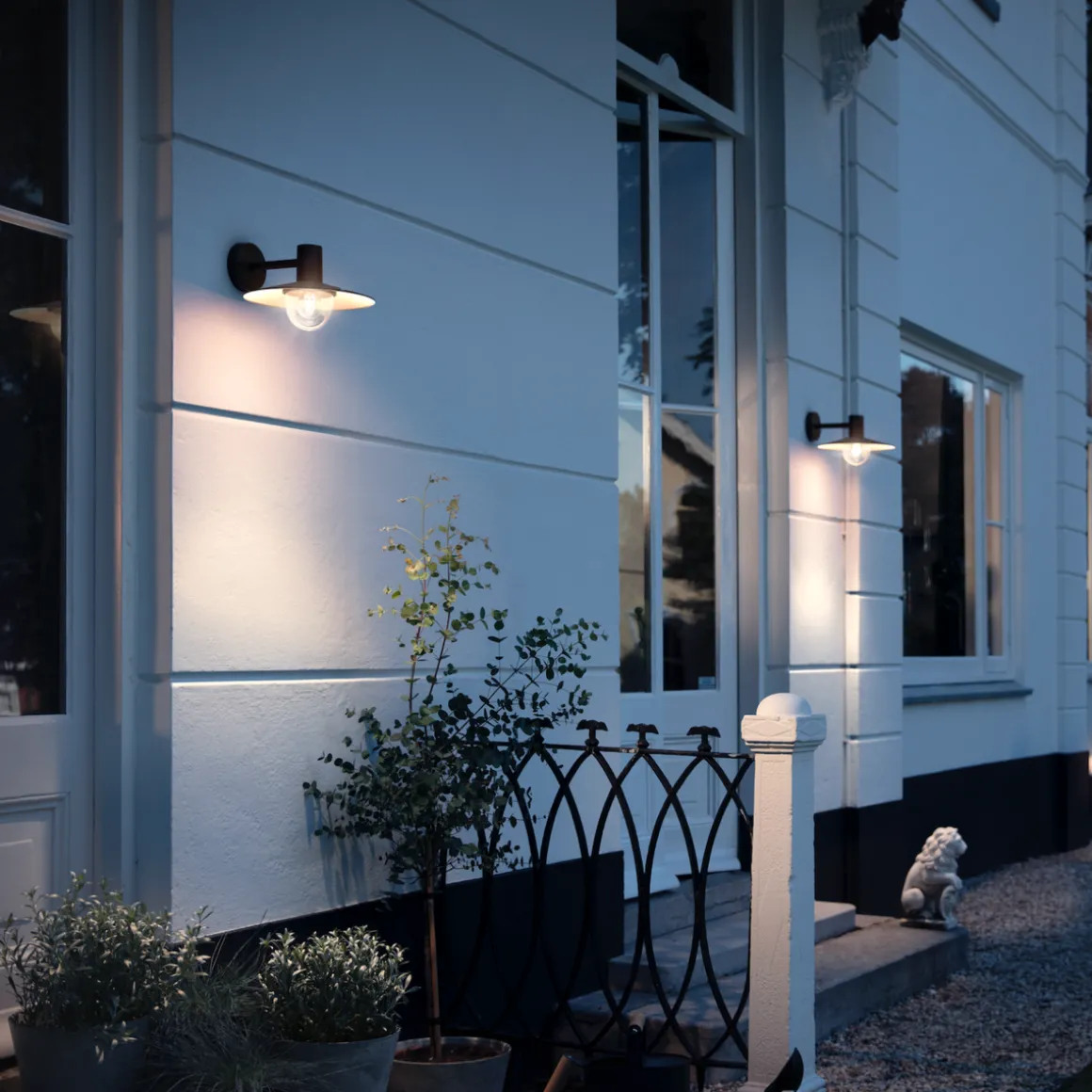 Philips myGarden Skua vegglampe utendørs IP44 - Svart