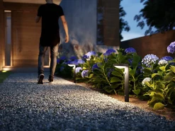 Philips Tyla pullert 1,2W 3000 Kelvin IP44 solcelledrevet med dag/natt og bevegelses sensor