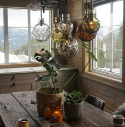 Rav Krystallkuler 7 stk - Hvit Baldakin