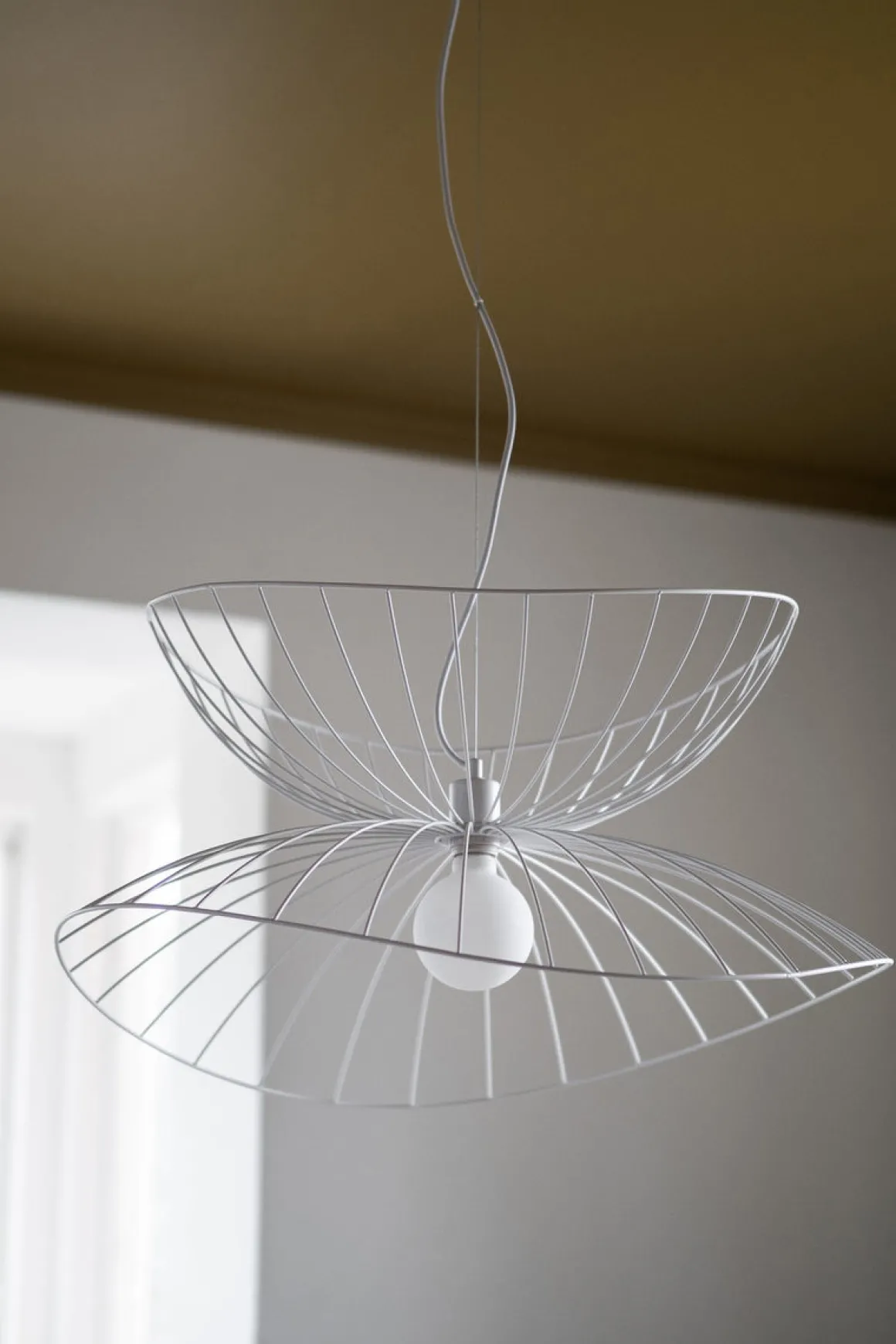 Ray takpendel 70 cm - Hvit