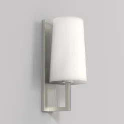 Riva 350 vegglampe baderom IP44 med glass skjerm