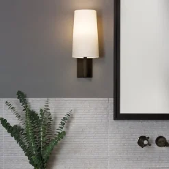 Riva 350 vegglampe med stoffskjerm