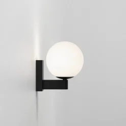 Sagara Vegglampe IP44