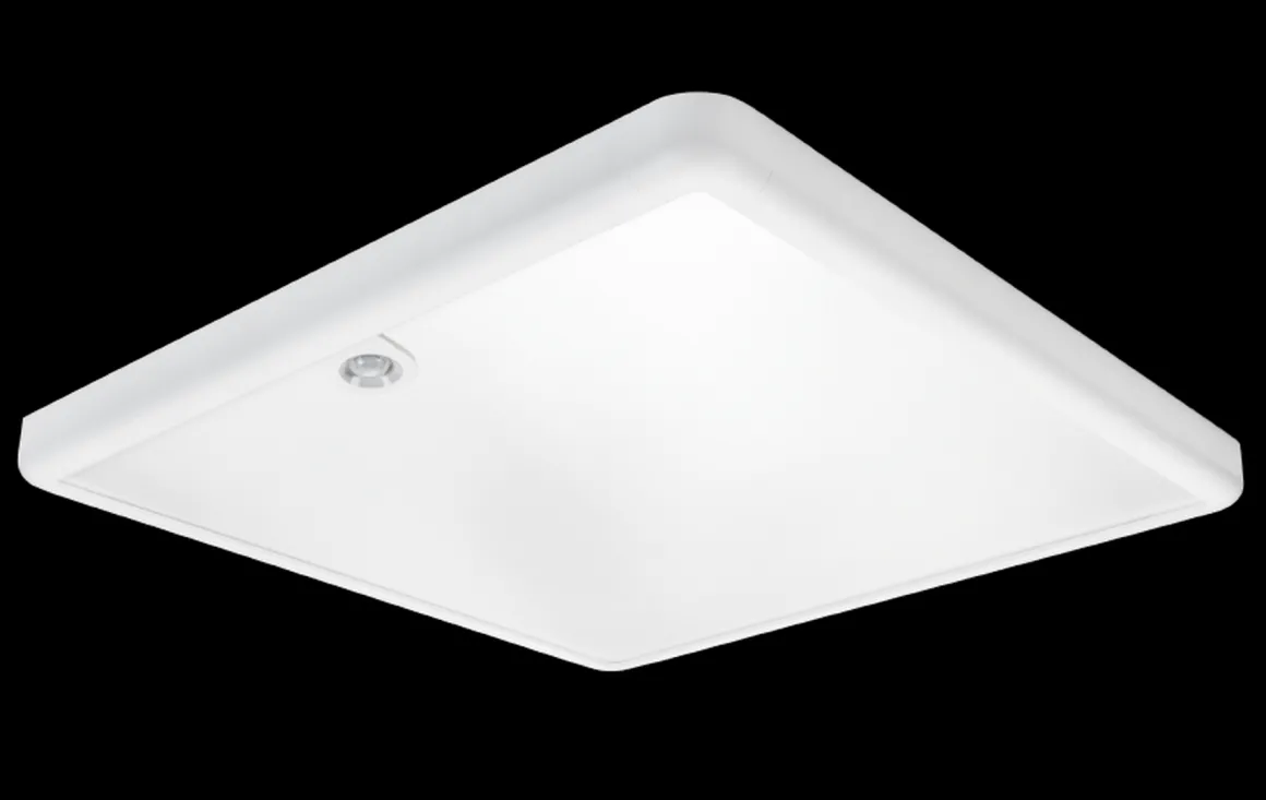 Sense Surface 600 taklampe 28W 3000K IP20 IK10 m/PIR Sensor - Hvit