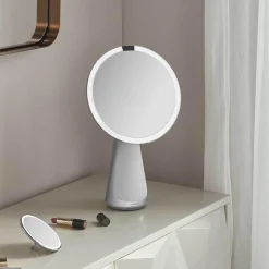 Simplehuman sminkespeil med lys, sensor og høyttaler