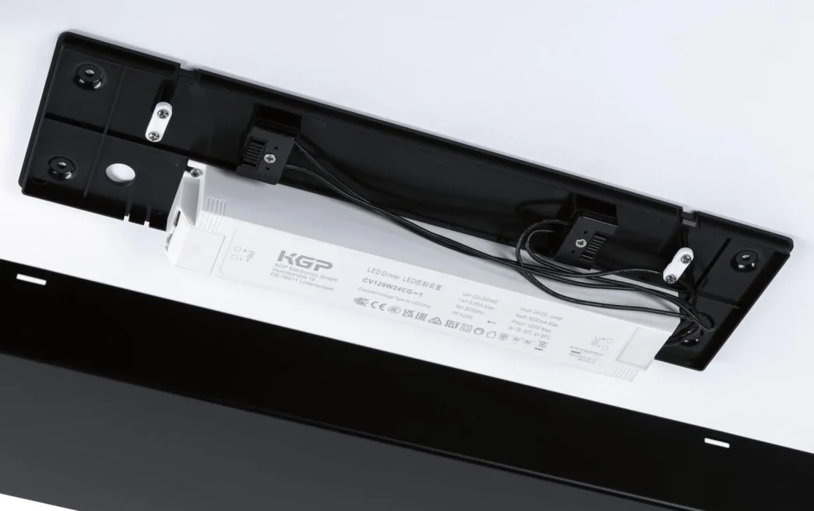 Strømtilkobling til Linion kanalsystem 120W