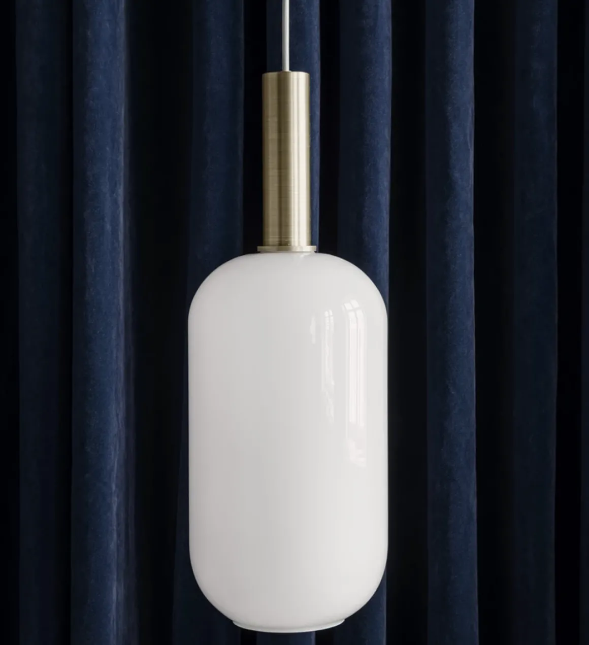 Taklampe Collect Opal Tall-Low socket Messing