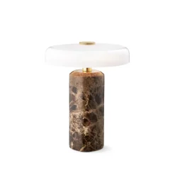 Trip oppladbar bordlampe - Dark Emperador brun marmor/Hvit skjerm